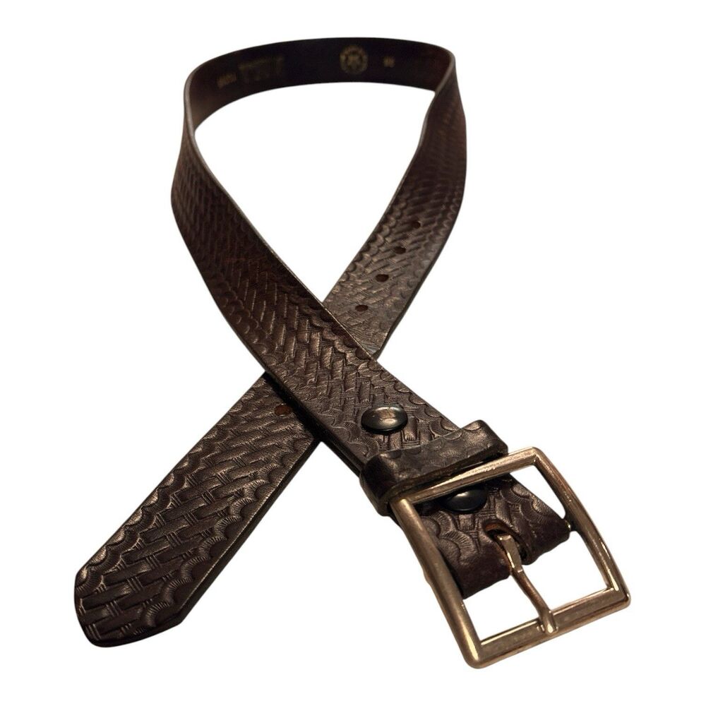 Duluth Trading Co Mens Brown Leather Embossed Basketweave Service Belt 36